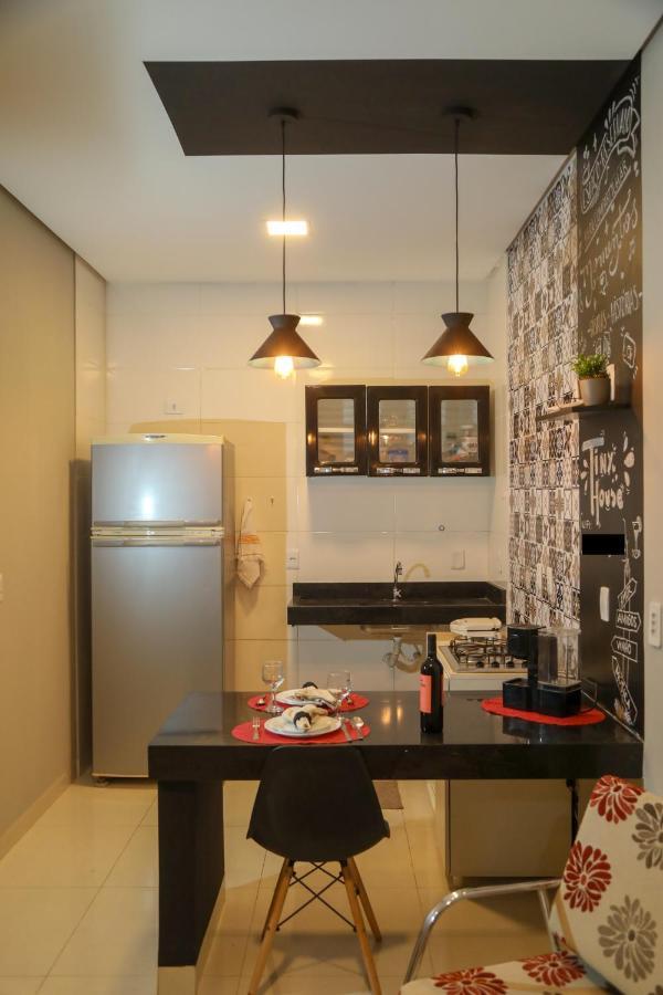 Casa Pequena, Completa E Aconchegante - Tiny House Villa Palmas  Exterior photo